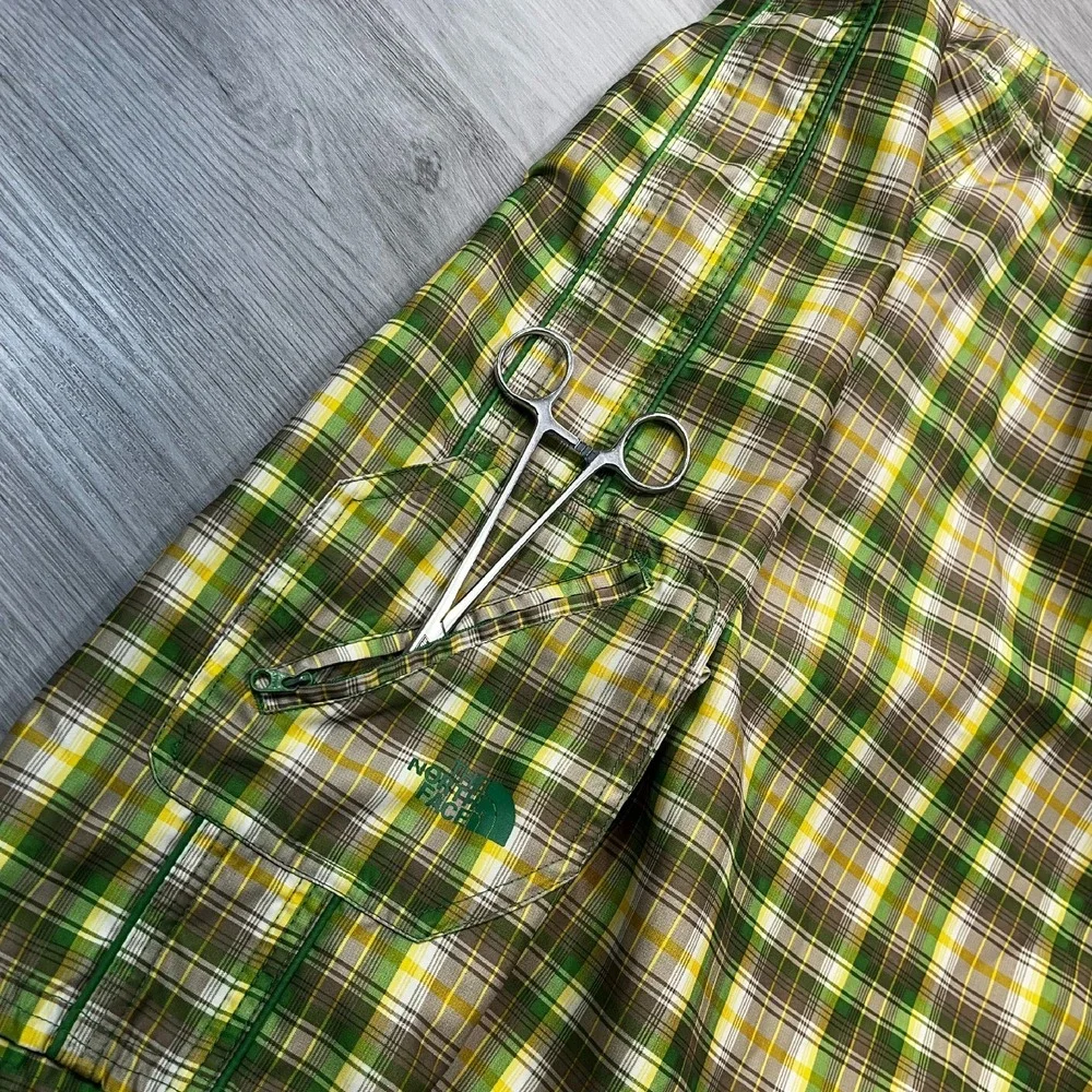 The North Face Quick Dry‎ Mens Board Shorts Size 32 Plaid Green Yellow
